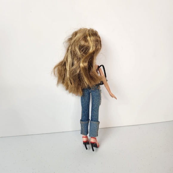 Bratz Funk Out Fianna Doll Vintage Y2K Clothes Outfit Purse Shoes Parts Project - Picture 9 of 10